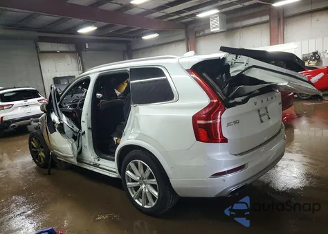 2017 Volvo Xc90 T6 z USA, uszkodzony, nr VIN YV4A22PLXH1149545